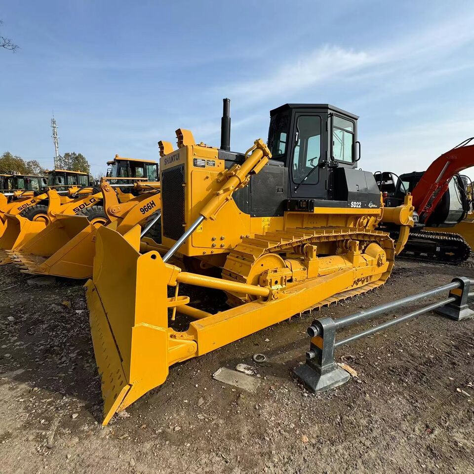 SHANTUI Equipped With Heavy Blade & Ripper For Dozing & Ripping ,high quality,second hand, low working hoursSD22 - 推土机:图3 SHANTUI Equipped With Heavy Blade & Ripper For Dozing & Ripping ,high quality,second hand, low working hoursSD22 - 推土机:图3