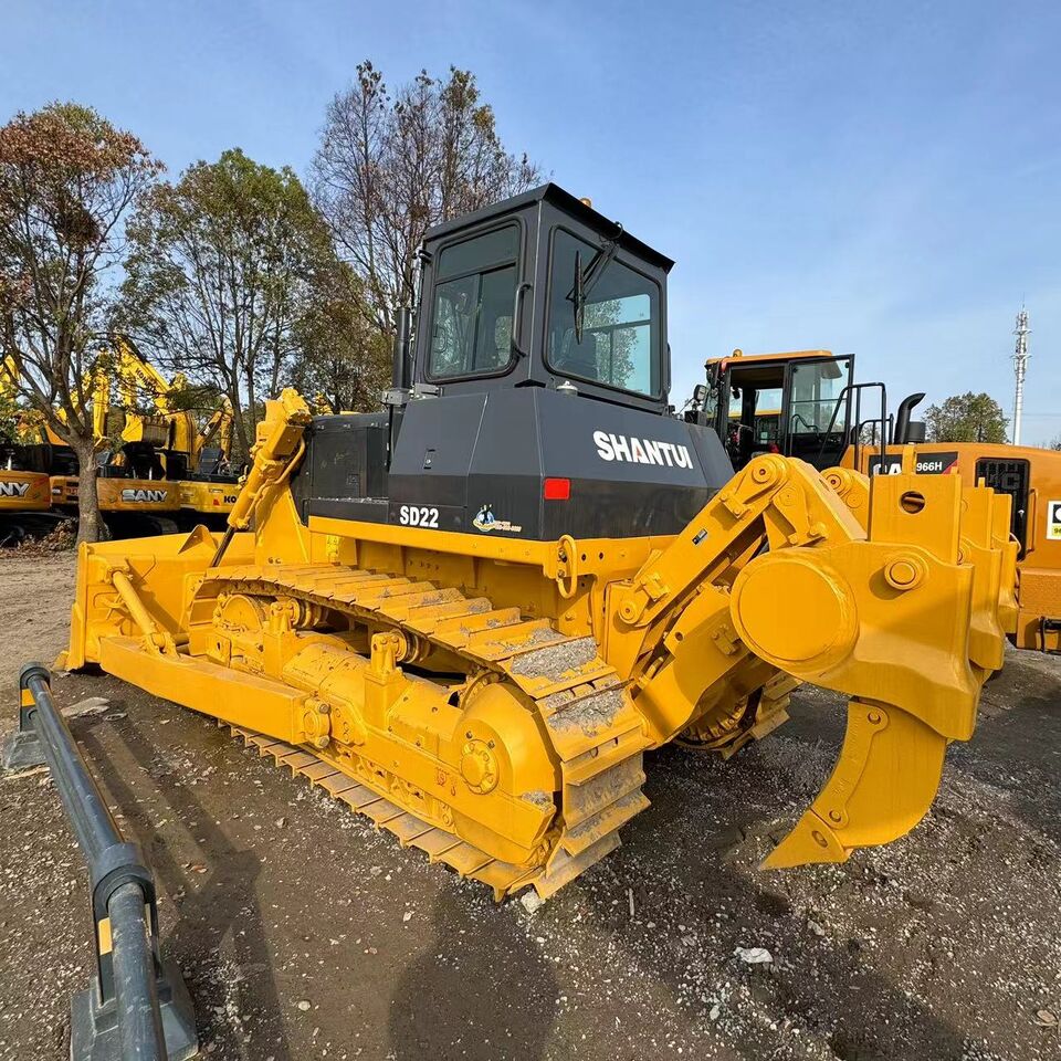 SHANTUI Equipped With Heavy Blade & Ripper For Dozing & Ripping ,high quality,second hand, low working hoursSD22 - 推土机:图1 SHANTUI Equipped With Heavy Blade & Ripper For Dozing & Ripping ,high quality,second hand, low working hoursSD22 - 推土机:图1