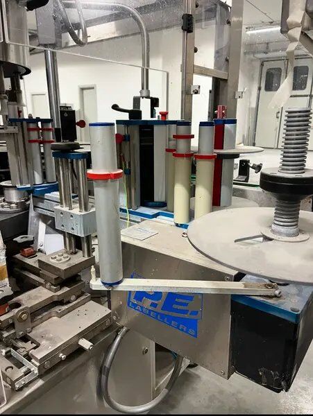 Used Labeling Machine PE LABELERS Universal Master - 贴标机:图5 Used Labeling Machine PE LABELERS Universal Master - 贴标机:图5