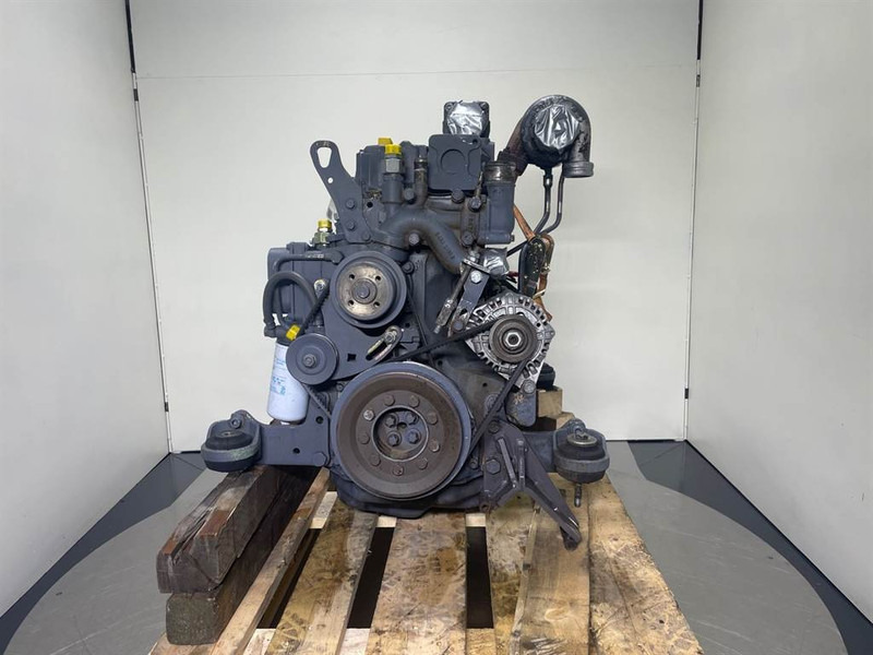 Ahlmann AZ150-Deutz BF4M2012C-Engine/Motor - 发动机 适用于 建筑机械:图2 Ahlmann AZ150-Deutz BF4M2012C-Engine/Motor - 发动机 适用于 建筑机械:图2