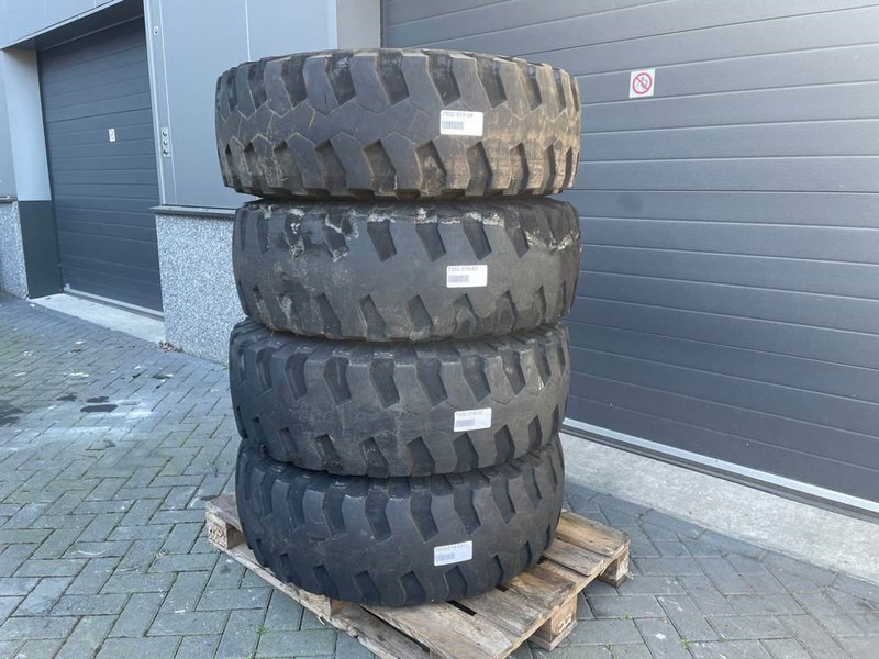 Atlas AR65-Michelin 335/80R20 (12.5R20)-Tire/Reifen/Band - 车轮/ 轮胎 适用于 建筑机械:图2 Atlas AR65-Michelin 335/80R20 (12.5R20)-Tire/Reifen/Band - 车轮/ 轮胎 适用于 建筑机械:图2