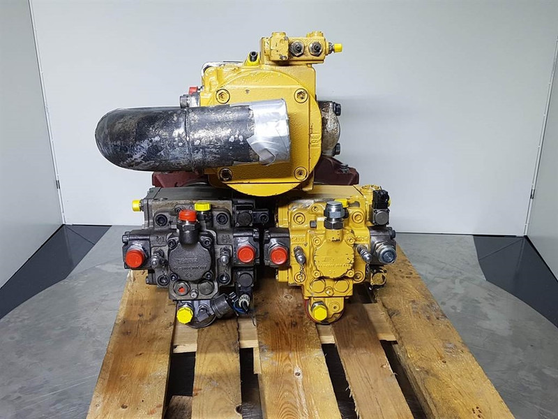 Cat 580B / Ecolog 580 - Transmission/Getriebe - 变速箱及其零件 适用于 建筑机械:图4 Cat 580B / Ecolog 580 - Transmission/Getriebe - 变速箱及其零件 适用于 建筑机械:图4
