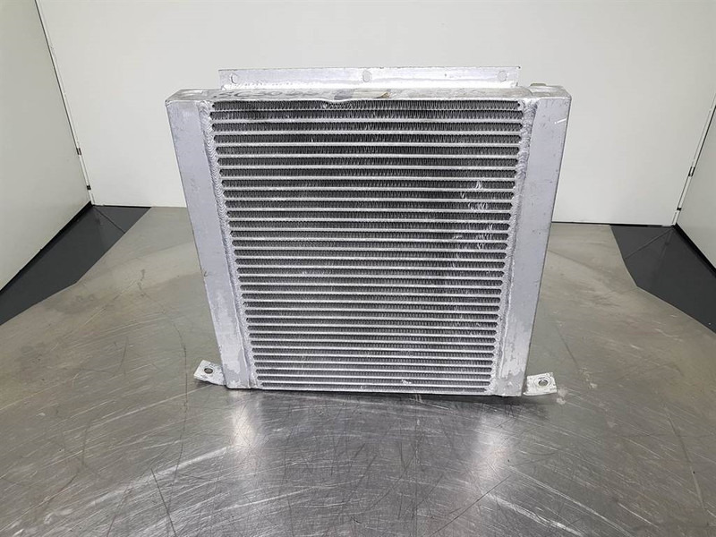 Demag SC30DS-Cooler/Kühler/Koeler - 发动机及其零件 适用于 建筑机械:图3 Demag SC30DS-Cooler/Kühler/Koeler - 发动机及其零件 适用于 建筑机械:图3