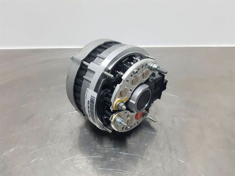 Deutz 1011-14V 60A-Alternator/Lichtmaschine/Dynamo - 发动机 适用于 建筑机械:图4 Deutz 1011-14V 60A-Alternator/Lichtmaschine/Dynamo - 发动机 适用于 建筑机械:图4