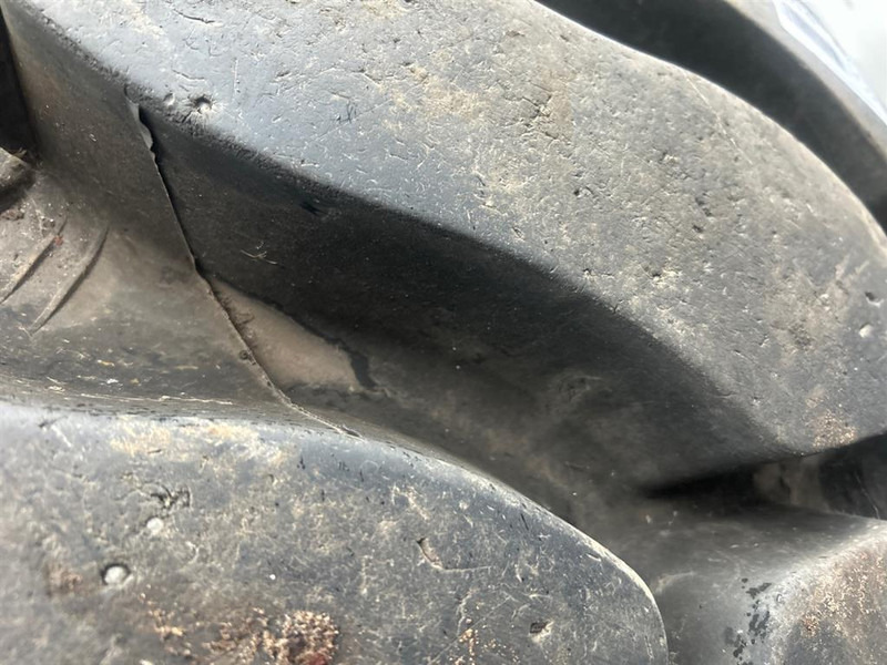 Hitachi ZW150PL-Michelin 20.5-R25-Tire/Reifen/Band - 车轮/ 轮胎 适用于 建筑机械:图2 Hitachi ZW150PL-Michelin 20.5-R25-Tire/Reifen/Band - 车轮/ 轮胎 适用于 建筑机械:图2