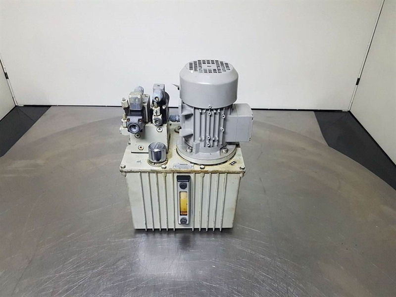 Hydac -0,25 kW-Rotor 5RN71MO4E12-Compact-/steering - 液压系统 适用于 建筑机械:图1 Hydac -0,25 kW-Rotor 5RN71MO4E12-Compact-/steering - 液压系统 适用于 建筑机械:图1