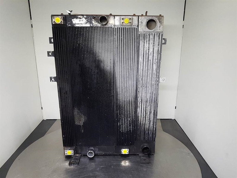 JCB 426E AGRI HT - Cooler/Kühler/Koeler - 发动机 适用于 建筑机械:图1 JCB 426E AGRI HT - Cooler/Kühler/Koeler - 发动机 适用于 建筑机械:图1