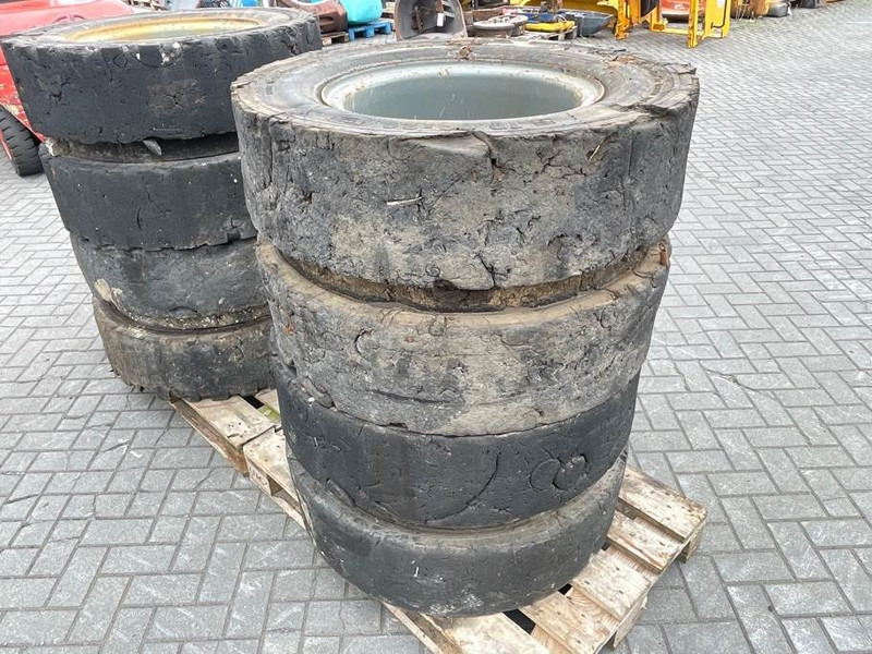 Liebherr 10.00-20 - Tire/Reifen/Band - 车轮/ 轮胎 适用于 建筑机械:图3 Liebherr 10.00-20 - Tire/Reifen/Band - 车轮/ 轮胎 适用于 建筑机械:图3
