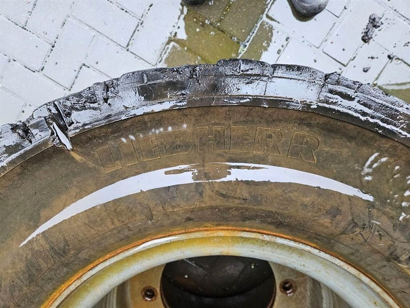 Liebherr 12.00-20 SOLID - Tire/Reifen/Band - 车轮/ 轮胎 适用于 建筑机械:图4 Liebherr 12.00-20 SOLID - Tire/Reifen/Band - 车轮/ 轮胎 适用于 建筑机械:图4