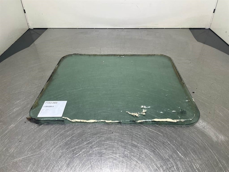 Liebherr A316-7024116- Rear Window/Heckscheibe/Achterruit - 驾驶室和内部 适用于 建筑机械:图2 Liebherr A316-7024116- Rear Window/Heckscheibe/Achterruit - 驾驶室和内部 适用于 建筑机械:图2