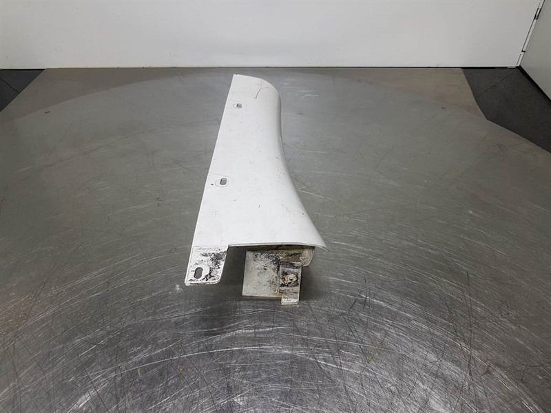 Liebherr L586 2plus2-8921868-Lamp bracket rear left - 驾驶室和内部 适用于 建筑机械:图2 Liebherr L586 2plus2-8921868-Lamp bracket rear left - 驾驶室和内部 适用于 建筑机械:图2