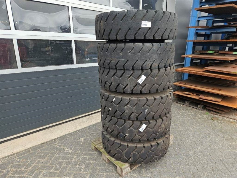 Liebherr LH24M-Michelin 11.00R20-Tyre/Reifen/Band - 车轮/ 轮胎 适用于 建筑机械:图3 Liebherr LH24M-Michelin 11.00R20-Tyre/Reifen/Band - 车轮/ 轮胎 适用于 建筑机械:图3