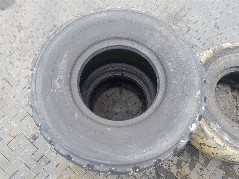 Michelin 600/65R25 - Tyre/Reifen/Band - 车轮/ 轮胎 适用于 建筑机械:图2 Michelin 600/65R25 - Tyre/Reifen/Band - 车轮/ 轮胎 适用于 建筑机械:图2