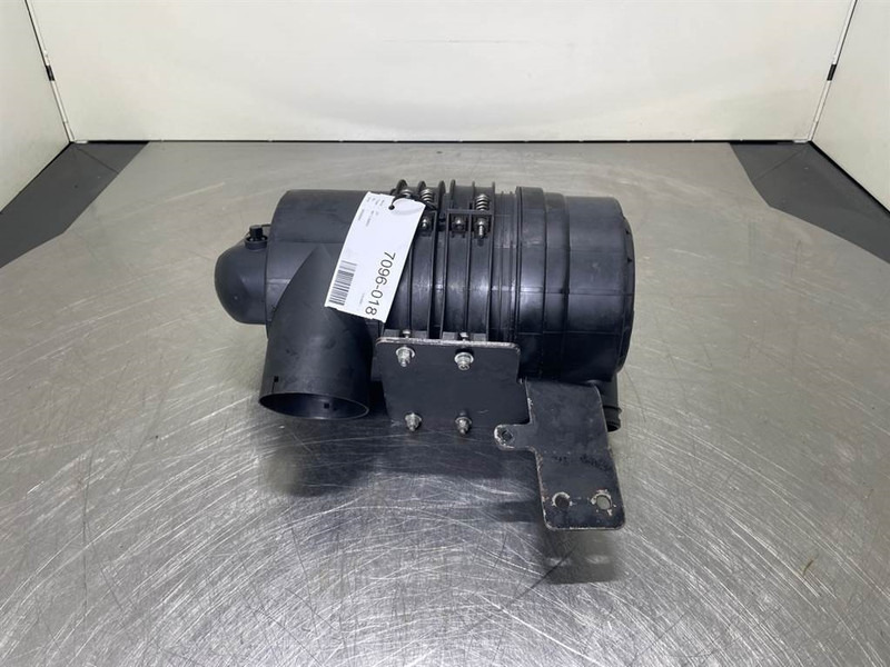 New Holland W110C - Air filter/Luftfilter/Luchtfilter - 发动机 适用于 建筑机械:图1 New Holland W110C - Air filter/Luftfilter/Luchtfilter - 发动机 适用于 建筑机械:图1