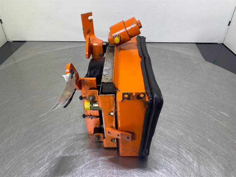 Schaeff - Cooler/Kühler/Koeler - 发动机 适用于 建筑机械:图2 Schaeff - Cooler/Kühler/Koeler - 发动机 适用于 建筑机械:图2