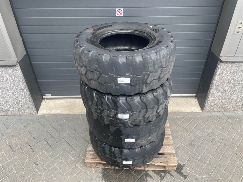 Terex TL120-Barkley 405/70R20-Tire/Reifen/Band - 车轮/ 轮胎 适用于 建筑机械:图2 Terex TL120-Barkley 405/70R20-Tire/Reifen/Band - 车轮/ 轮胎 适用于 建筑机械:图2