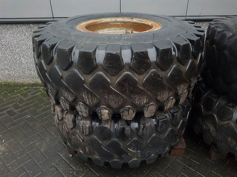 Terex TL210-Solideal 20.5-25-Tire/Reifen/Band - 车轮/ 轮胎 适用于 建筑机械:图2 Terex TL210-Solideal 20.5-25-Tire/Reifen/Band - 车轮/ 轮胎 适用于 建筑机械:图2
