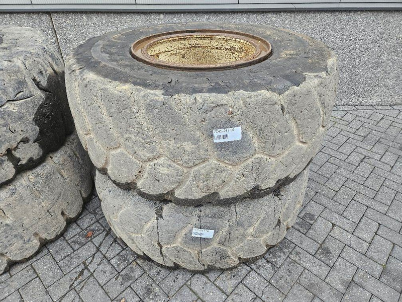 Terex TL260S-20.5R25-Tire/Reifen/Band - 车轮/ 轮胎 适用于 建筑机械:图2 Terex TL260S-20.5R25-Tire/Reifen/Band - 车轮/ 轮胎 适用于 建筑机械:图2