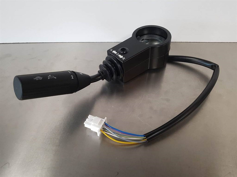 Volvo L40B/L45B - ZM2804704 - Steer col switch - 转向柱开关 适用于 建筑机械:图2 Volvo L40B/L45B - ZM2804704 - Steer col switch - 转向柱开关 适用于 建筑机械:图2