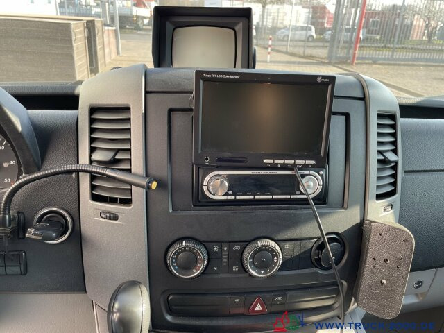 Mercedes-Benz 515 CDI Ölspurreiniger Technik Bj. 2013 - 道路清扫机:图5 Mercedes-Benz 515 CDI Ölspurreiniger Technik Bj. 2013 - 道路清扫机:图5