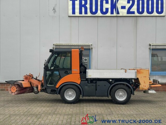 Multicar Tremo X56 Winterdienst Streuer + Besen NUR 14TKM - 道路清扫机:图3 Multicar Tremo X56 Winterdienst Streuer + Besen NUR 14TKM - 道路清扫机:图3