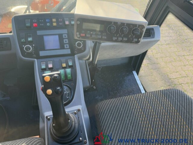 Multicar Tremo X56 Winterdienst Streuer + Besen NUR5569KM - 道路清扫机:图4 Multicar Tremo X56 Winterdienst Streuer + Besen NUR5569KM - 道路清扫机:图4