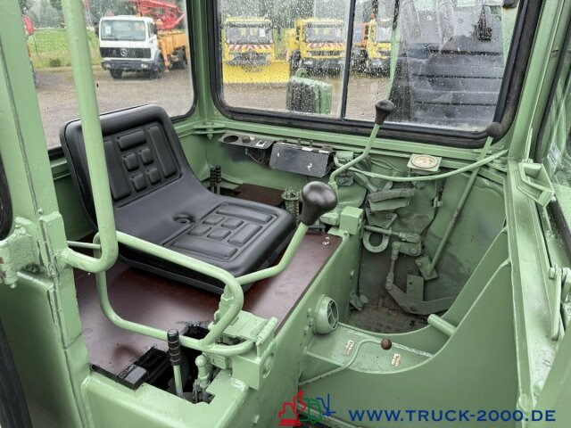 Unimog U427/10 Schaeff Mobilbagger AT 16 NUR 175 TKM - 小型货车:图4 Unimog U427/10 Schaeff Mobilbagger AT 16 NUR 175 TKM - 小型货车:图4