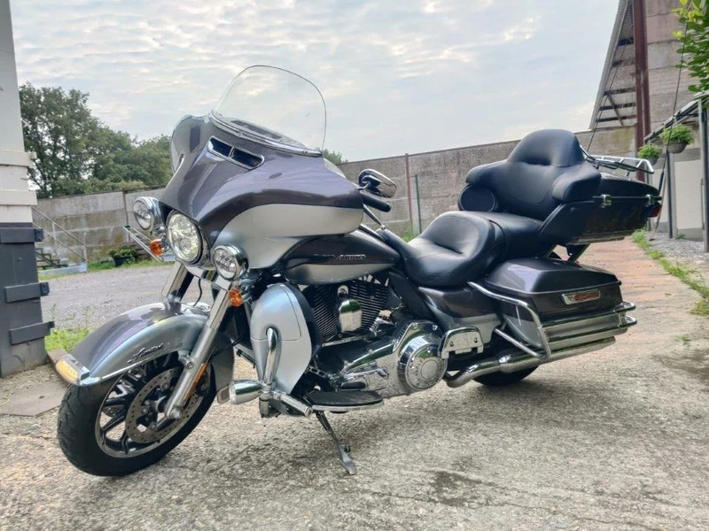 Harley-Davidson Electra Glide Ultra Limited 103" - 摩托车:图2 Harley-Davidson Electra Glide Ultra Limited 103" - 摩托车:图2