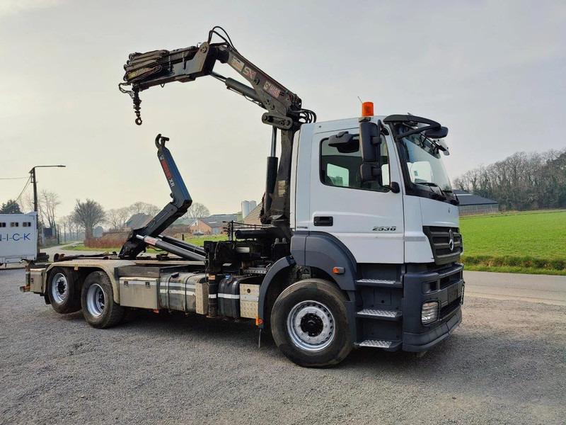 Mercedes-Benz Axor 2536 Euro5 container multilift crane HIAB 220 - 吊钩升降车, 起重车:图2 Mercedes-Benz Axor 2536 Euro5 container multilift crane HIAB 220 - 吊钩升降车, 起重车:图2