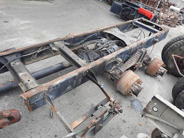 Mercedes-Benz 2222 - 轴及其零件 适用于 卡车:图3 Mercedes-Benz 2222 - 轴及其零件 适用于 卡车:图3