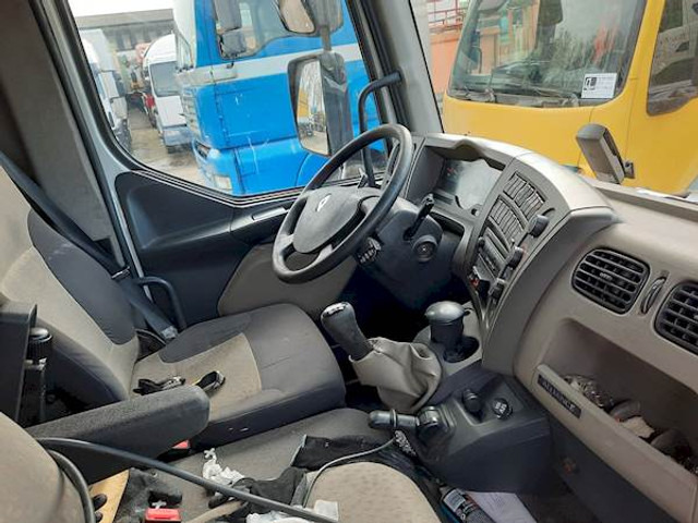 Renault MIDLUM 220 - 驾驶室底盘卡车:图4 Renault MIDLUM 220 - 驾驶室底盘卡车:图4