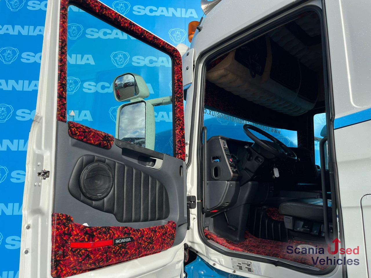 SCANIA R 480 LA6x2/4MLB RETARDER DIFF-L MEGA VOLUME - 牵引车:图2 SCANIA R 480 LA6x2/4MLB RETARDER DIFF-L MEGA VOLUME - 牵引车:图2