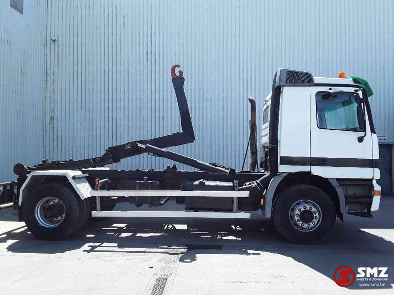 Mercedes-Benz Actros 1831 manual lames airco belgium truck - 集装箱运输车/ 可拆卸车身的卡车:图4 Mercedes-Benz Actros 1831 manual lames airco belgium truck - 集装箱运输车/ 可拆卸车身的卡车:图4