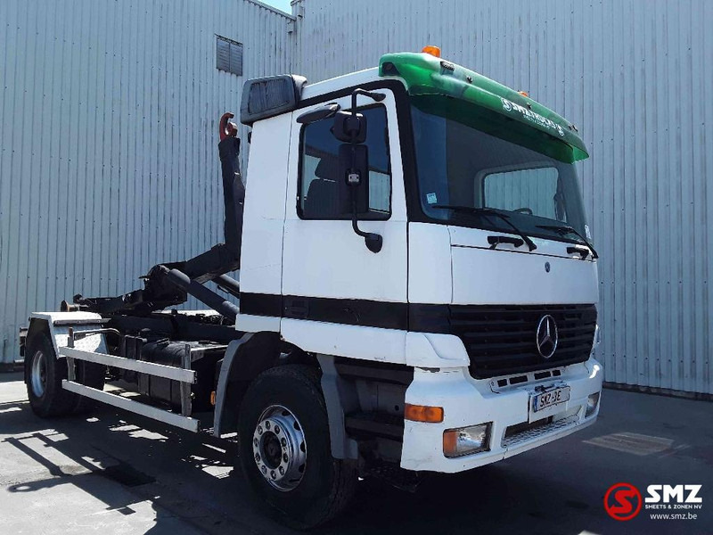 Mercedes-Benz Actros 1831 manual lames airco belgium truck - 集装箱运输车/ 可拆卸车身的卡车:图1 Mercedes-Benz Actros 1831 manual lames airco belgium truck - 集装箱运输车/ 可拆卸车身的卡车:图1