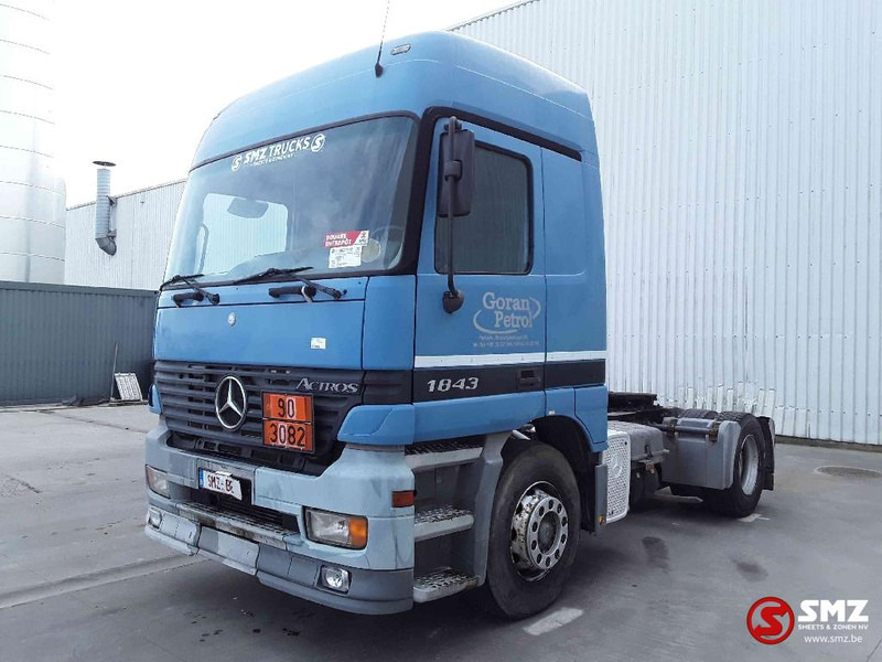 Mercedes-Benz Actros 1843 manual - 牵引车:图3 Mercedes-Benz Actros 1843 manual - 牵引车:图3