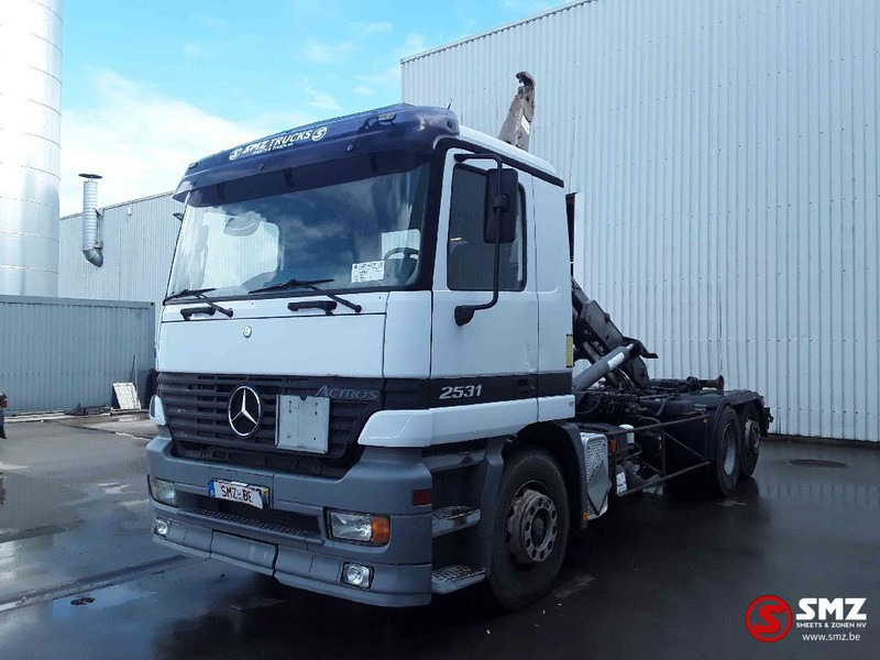 Mercedes-Benz Actros 2531 francais - 集装箱运输车/ 可拆卸车身的卡车:图3 Mercedes-Benz Actros 2531 francais - 集装箱运输车/ 可拆卸车身的卡车:图3
