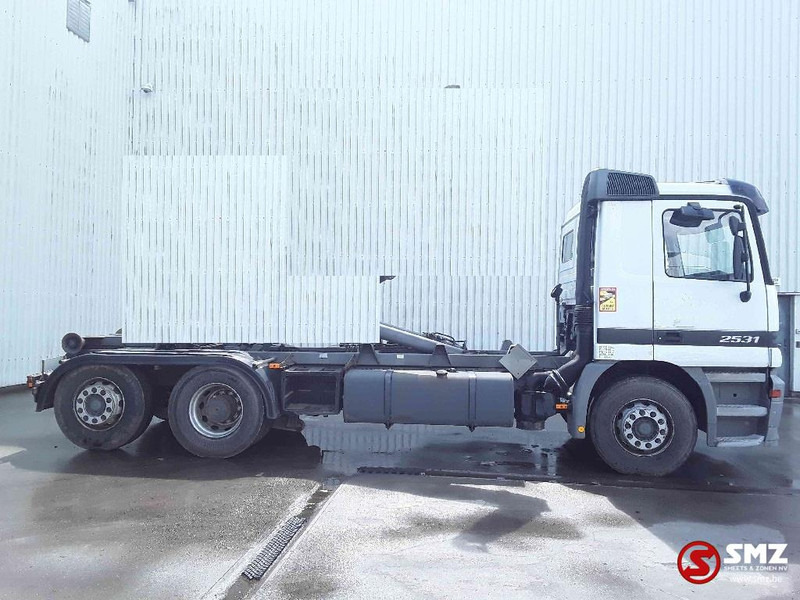 Mercedes-Benz Actros 2531 francais - 驾驶室底盘卡车:图4 Mercedes-Benz Actros 2531 francais - 驾驶室底盘卡车:图4