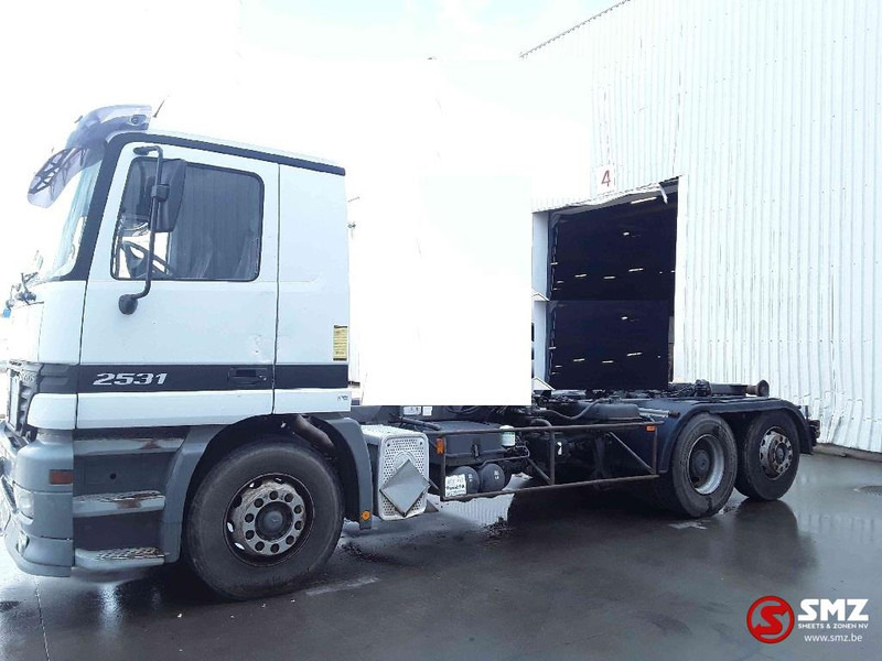 Mercedes-Benz Actros 2531 francais - 驾驶室底盘卡车:图5 Mercedes-Benz Actros 2531 francais - 驾驶室底盘卡车:图5