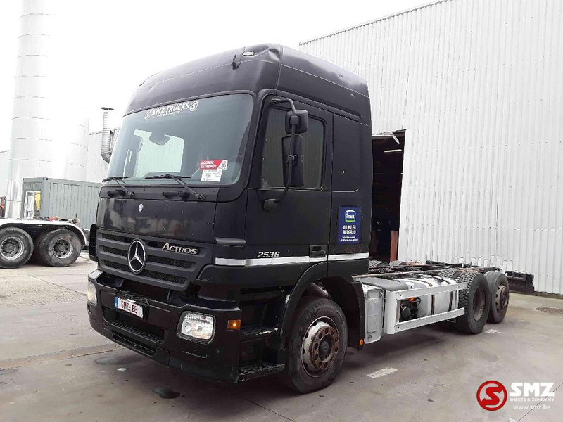Mercedes-Benz Actros 2536 - 驾驶室底盘卡车:图3 Mercedes-Benz Actros 2536 - 驾驶室底盘卡车:图3