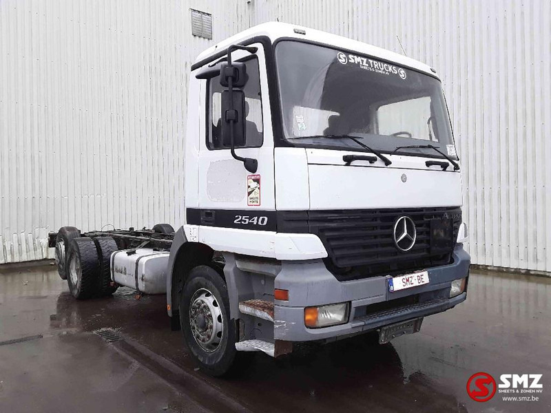 Mercedes-Benz Actros 2540 6x2 francais - 驾驶室底盘卡车:图1 Mercedes-Benz Actros 2540 6x2 francais - 驾驶室底盘卡车:图1