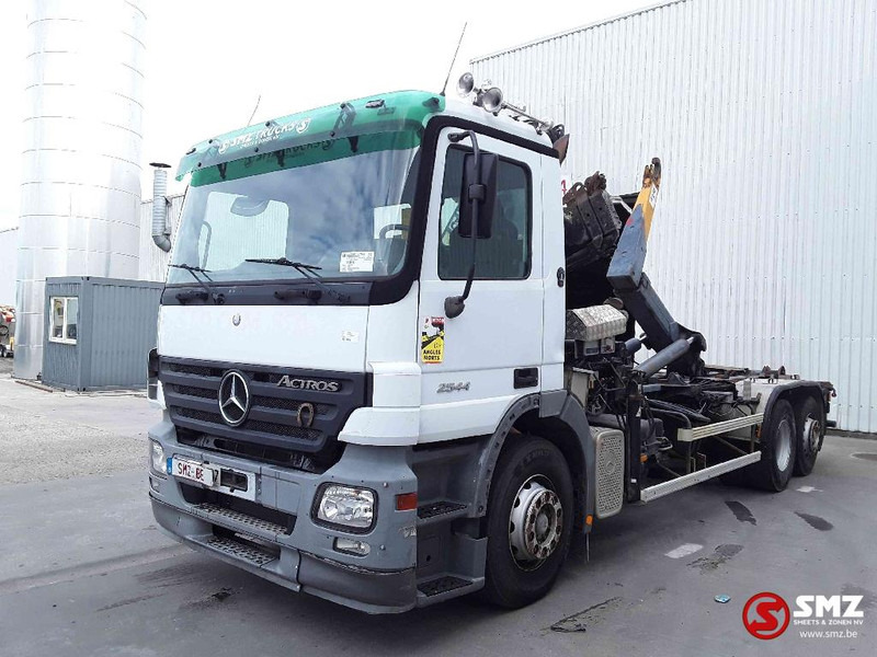 Mercedes-Benz Actros 2544 hiab 102.2 remote hook retarder - 集装箱运输车/ 可拆卸车身的卡车, 起重车:图3 Mercedes-Benz Actros 2544 hiab 102.2 remote hook retarder - 集装箱运输车/ 可拆卸车身的卡车, 起重车:图3