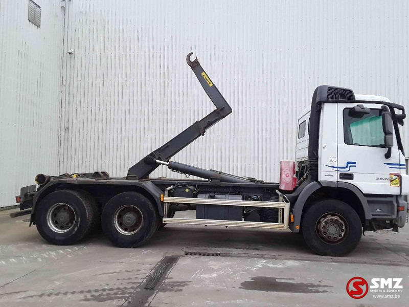 Mercedes-Benz Actros 2636 6x4 manual - 集装箱运输车/ 可拆卸车身的卡车:图4 Mercedes-Benz Actros 2636 6x4 manual - 集装箱运输车/ 可拆卸车身的卡车:图4