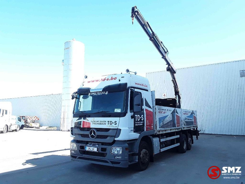 Mercedes-Benz Actros 2636 Hiab 123 B 2+remote - 栏板式/ 平板卡车, 起重车:图3 Mercedes-Benz Actros 2636 Hiab 123 B 2+remote - 栏板式/ 平板卡车, 起重车:图3