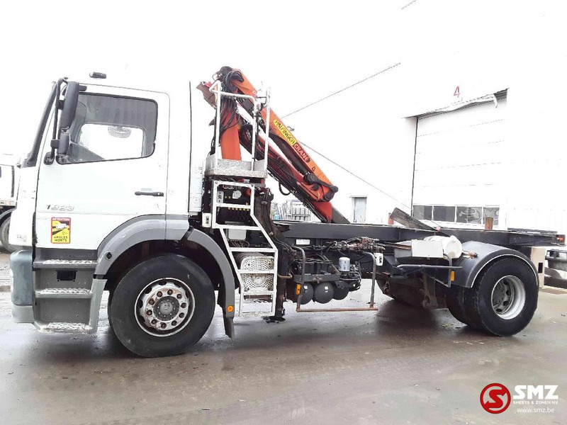 Mercedes-Benz Axor 1823 Palfinger pk4501 - 栏板式/ 平板卡车, 起重车:图5 Mercedes-Benz Axor 1823 Palfinger pk4501 - 栏板式/ 平板卡车, 起重车:图5