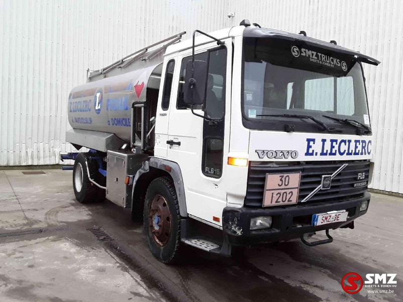 Volvo FL6 9500L - 罐车:图1 Volvo FL6 9500L - 罐车:图1