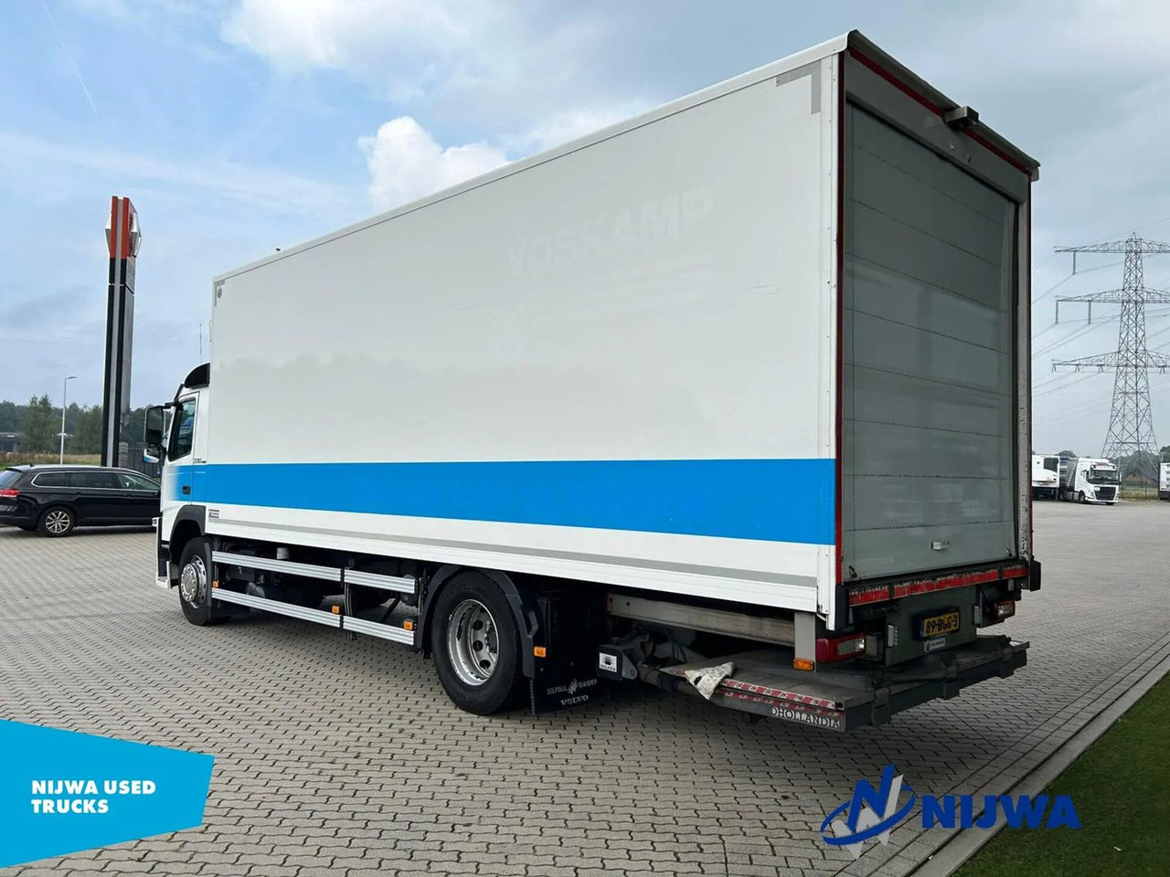 Volvo FM 330 Schuifzeil + Laadklep - 侧帘卡车:图4 Volvo FM 330 Schuifzeil + Laadklep - 侧帘卡车:图4