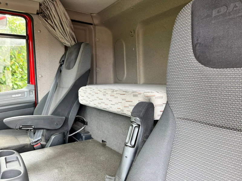 牵引车 DAF CF 330 FT Euro6：图6