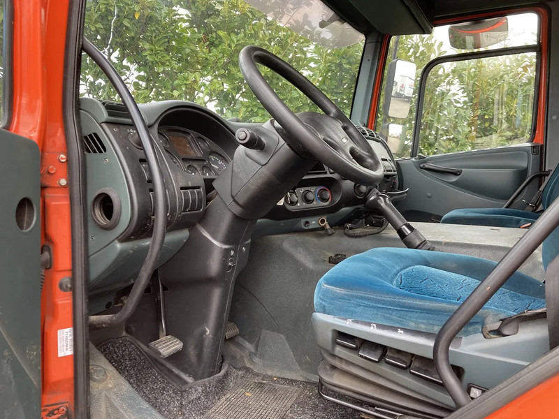 DAF CF65.180 Euro3 Manual / Laadklep - 驾驶室底盘卡车:图5 DAF CF65.180 Euro3 Manual / Laadklep - 驾驶室底盘卡车:图5