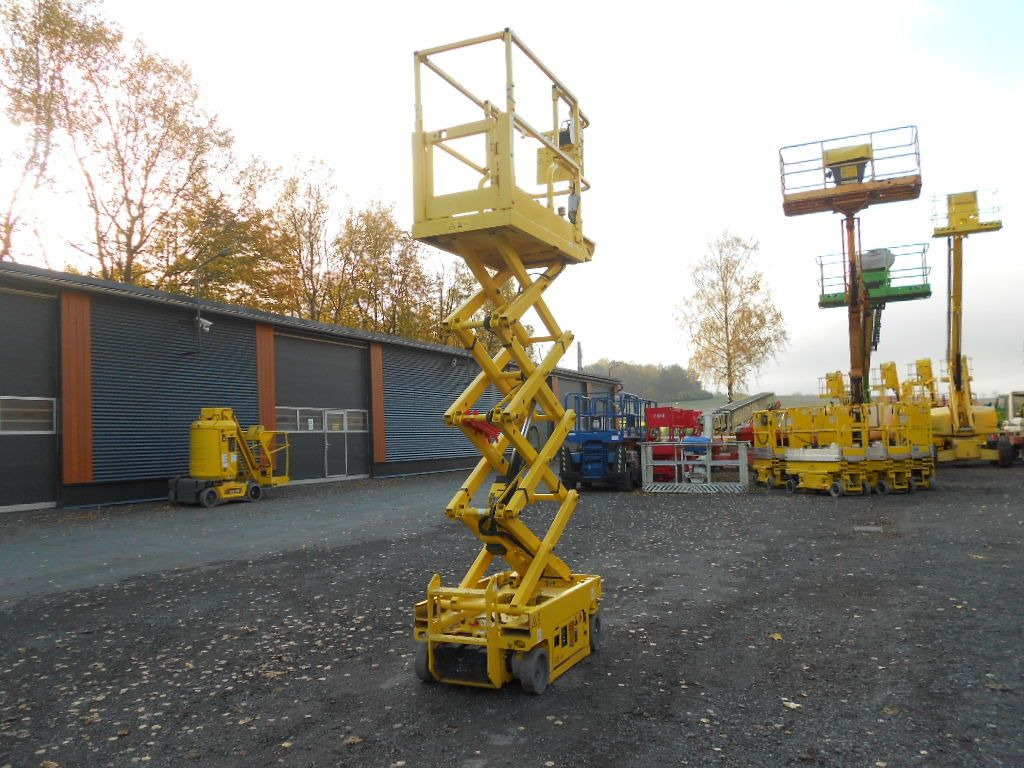 Genie GS 1330, Leichtscherenarbeitsbühne Genie 5,9 m - 车载空中平台:图2 Genie GS 1330, Leichtscherenarbeitsbühne Genie 5,9 m - 车载空中平台:图2