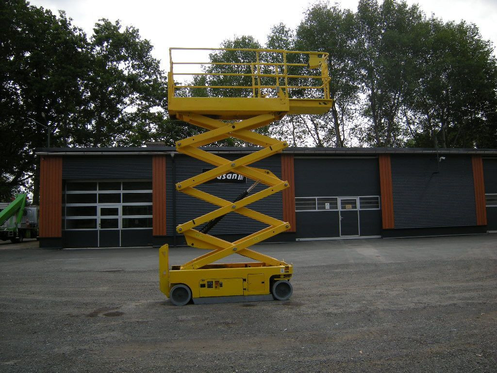 Genie GS 2632, Scherenarbeitsbühne Genie 10 m - 车载空中平台:图1 Genie GS 2632, Scherenarbeitsbühne Genie 10 m - 车载空中平台:图1